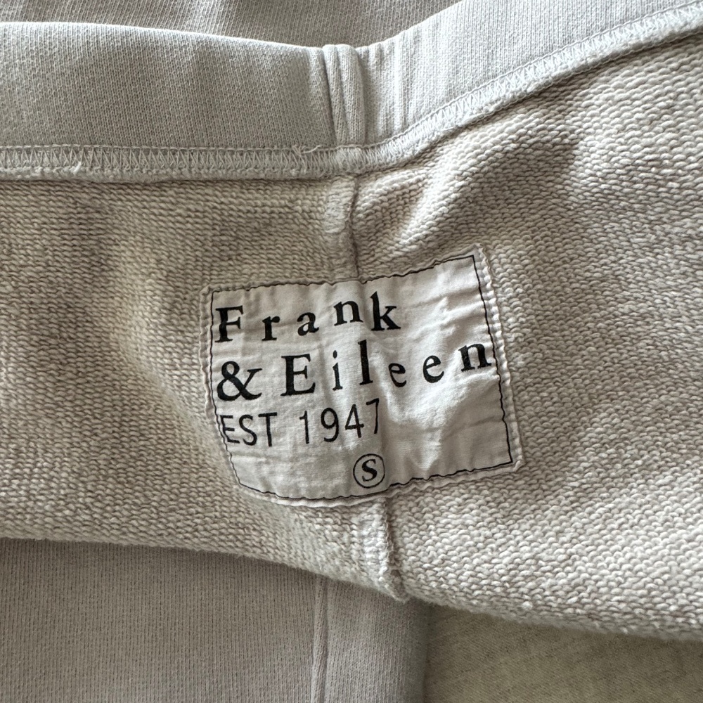 Frank & Eileen Catherine Sweatpants in Silver Sage - Small - Like New - Picture 4 of 5